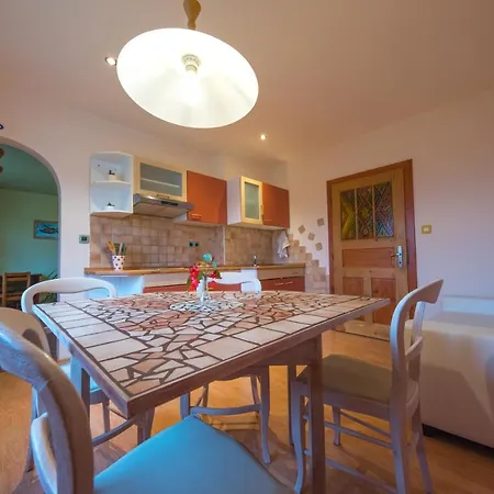 Apartma Luna Apartment *